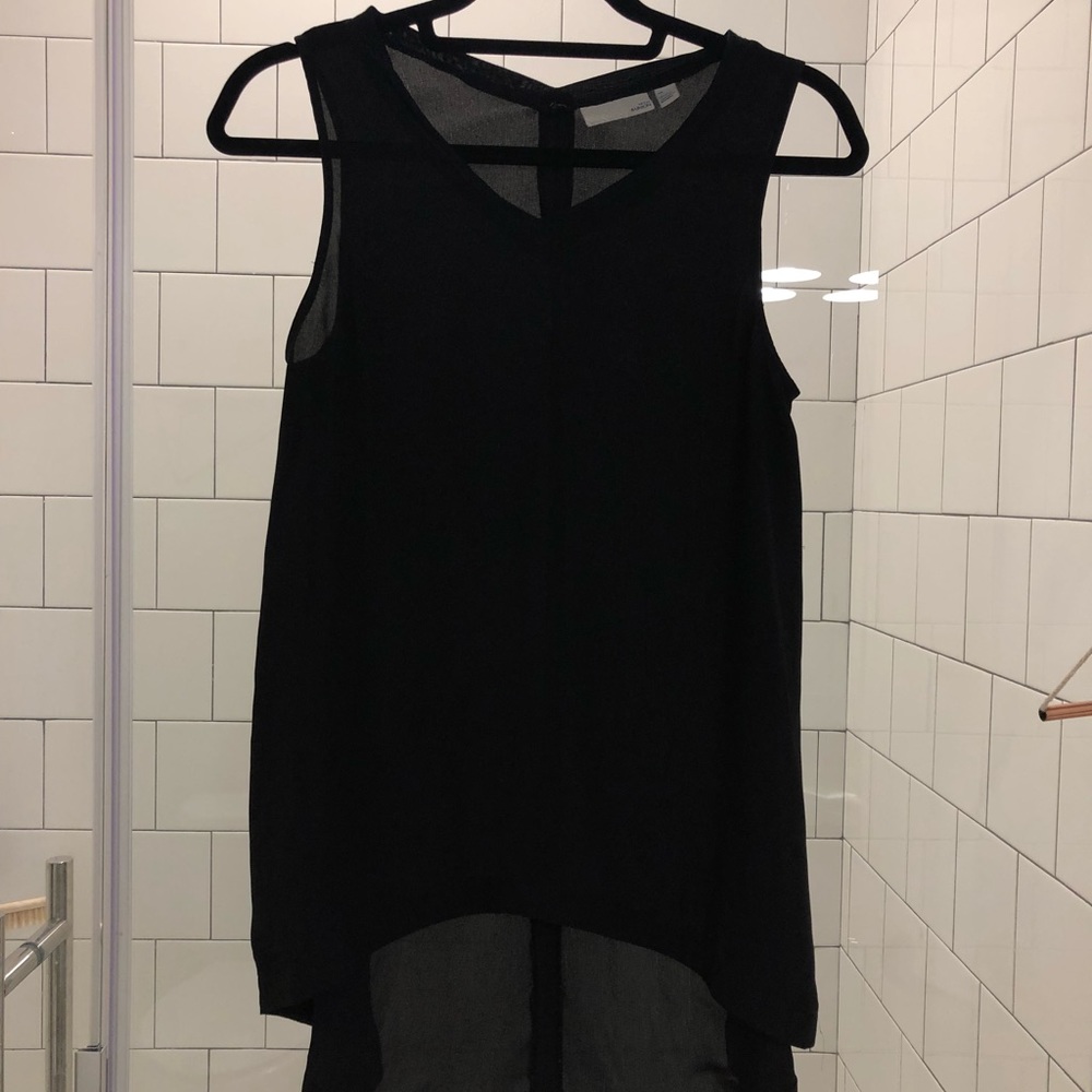 14th union black tank top